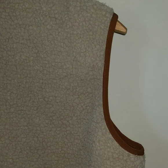 Penfield Size M Plush Lined Zip Front Sleeveless Vest - Picture 7 of 12